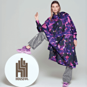 Rainkiss Regen Poncho City Lights, Fiets regenponcho, Poncho dames, Poncho regen, Rainkiss, Rainkiss poncho, Regen fiets poncho, Regen poncho, Regen poncho dames, Regen poncho fiets, Regenponcho dames, Regenponcho voor fiets